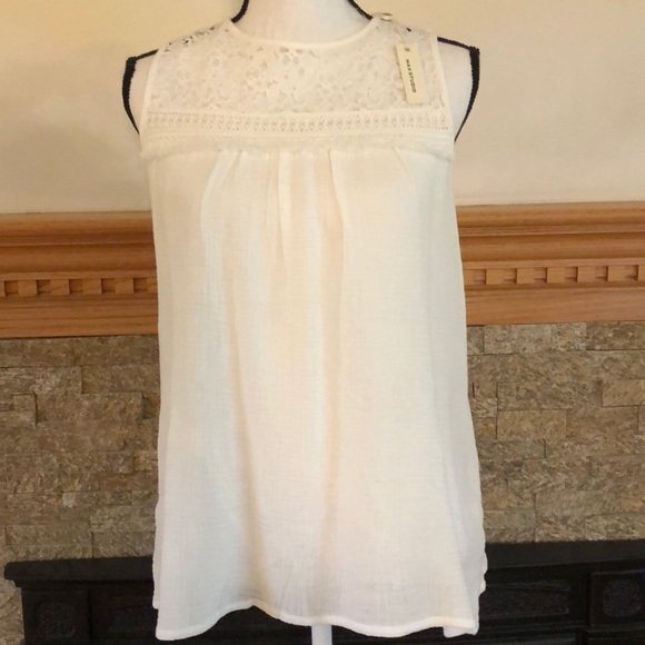 Max Studio Tops - NWT Max Studio Top Size‎ XS
